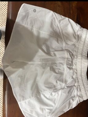 lululemon athletica White Workout Skort with Built-In Shorts NWOT Size 8